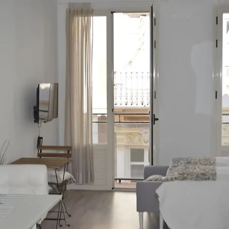 Modern Studio Flat Close To Plaza Merced Malaga Exterior photo
